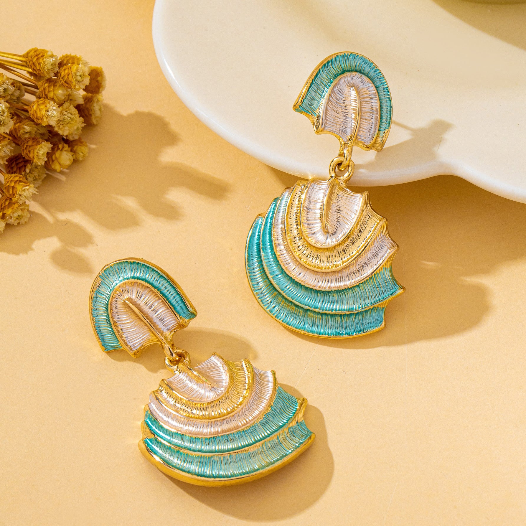 Wholesale Retro Fan Shaped Layered Drop Earrings For Women Ethnic Geometric Style Blue Electroplated Zinc Alloy Fashion Accessory Gift