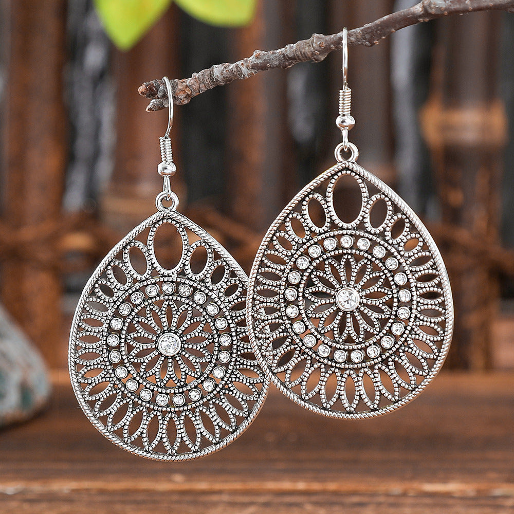 Wholesale Alloy Ethnic Bohemian Earrings Vintage Distressed Style Jewelry for Everyday Wear
