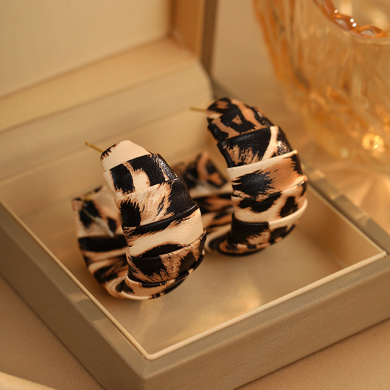 Wholesale Silver Needle Retro Leopard Print Wrap Earrings