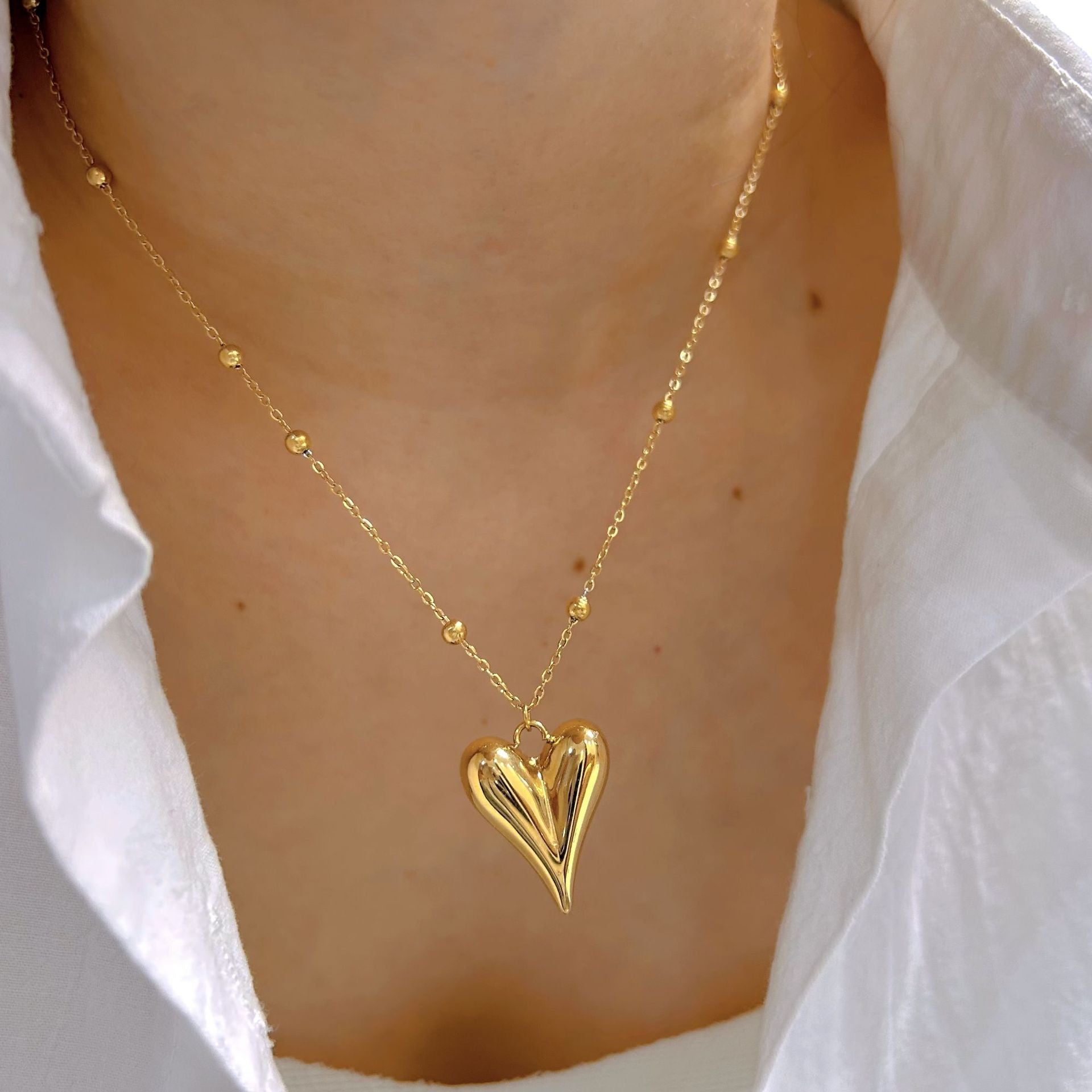 Wholesale stainless steel moon love pepper pendant  clavicle chain