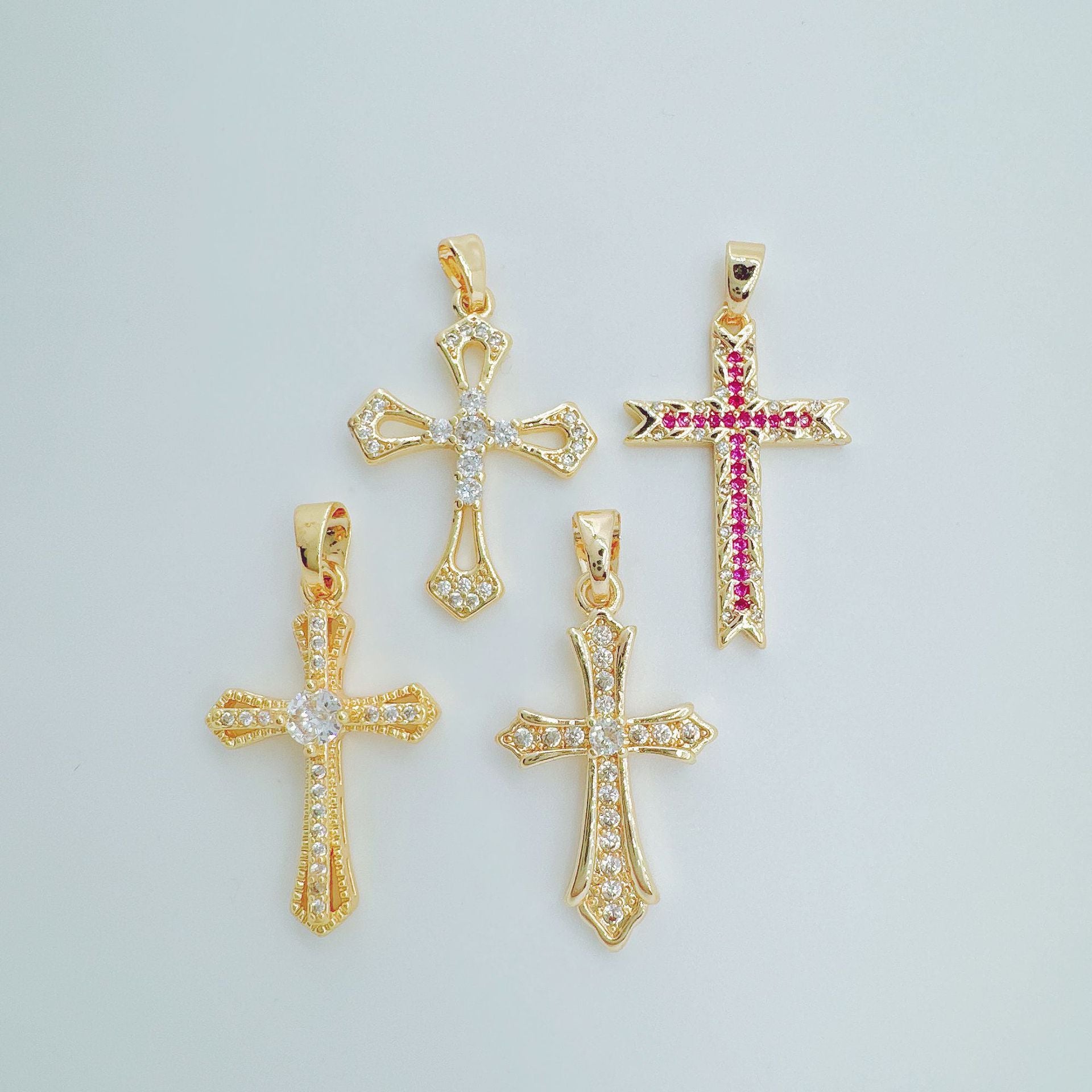 Wholesale European Style Gold-Plated Rhinestone Cross Pendant Car Key Accessory Fashion Jewelry