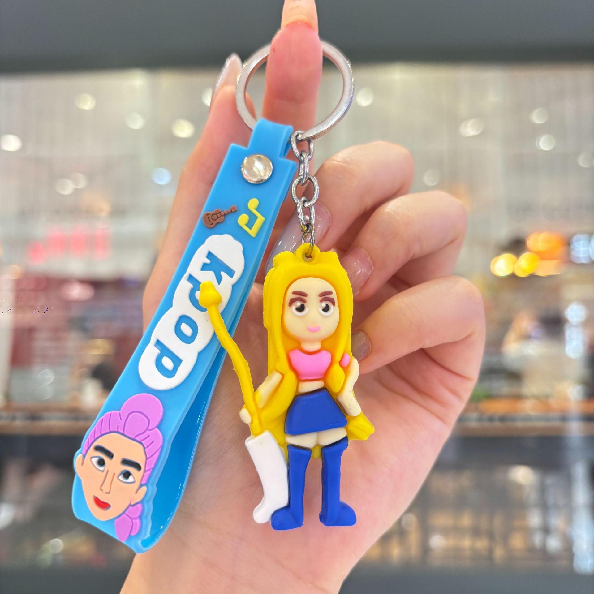 Wholesale KPOP anime pvc keychain