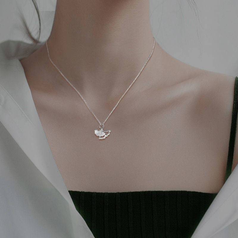 Wholesale Ginkgo Leaf  Luxury Niche Necklaces