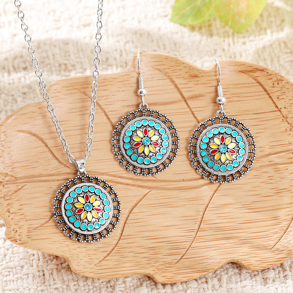 Wholesale Bohemian Retro Turquoise Necklace and Earrings Set - Ethnic Fashion Accessory Gift