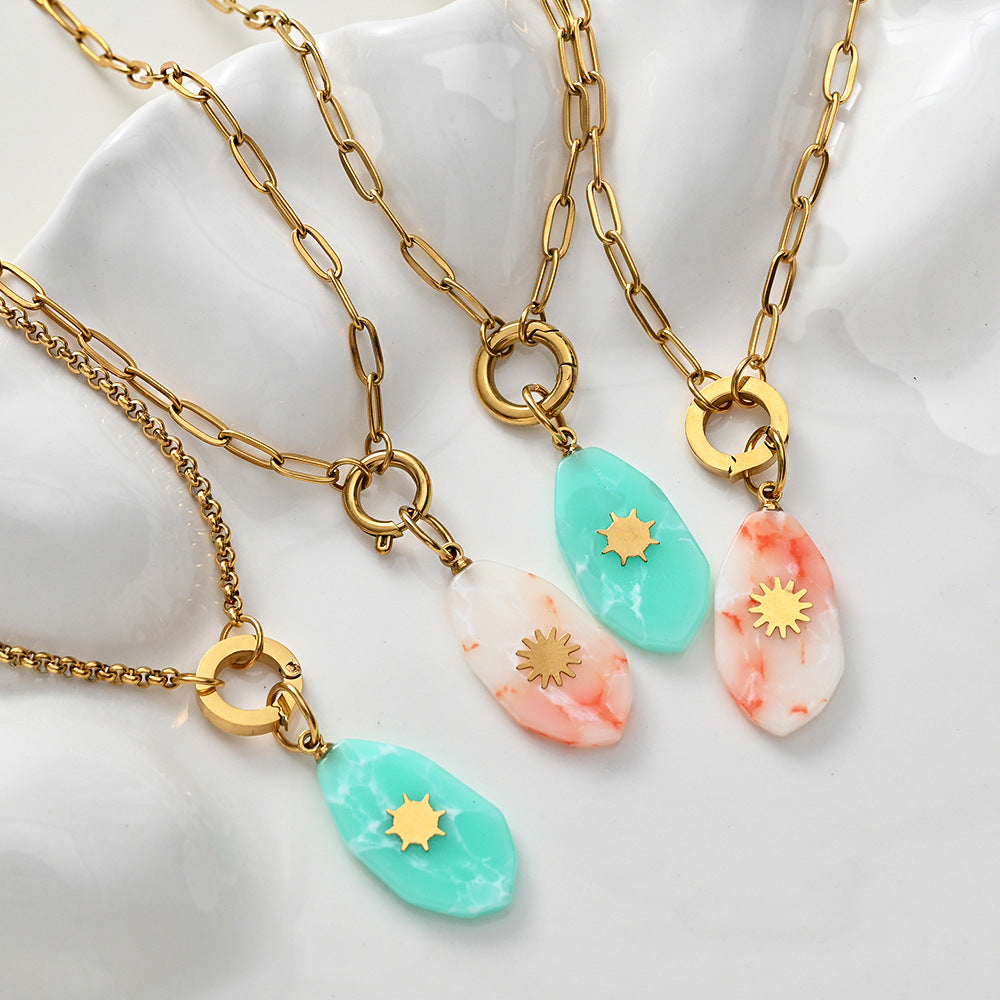 Wholesale 18K Gold Plated Imitation Stone Green Sun Ray Charm DIY Bag Keychain Accessory