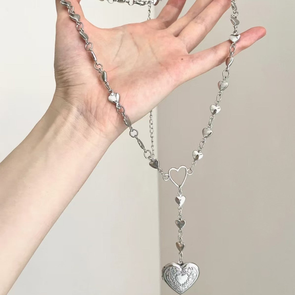 Wholesale heart tassel necklace