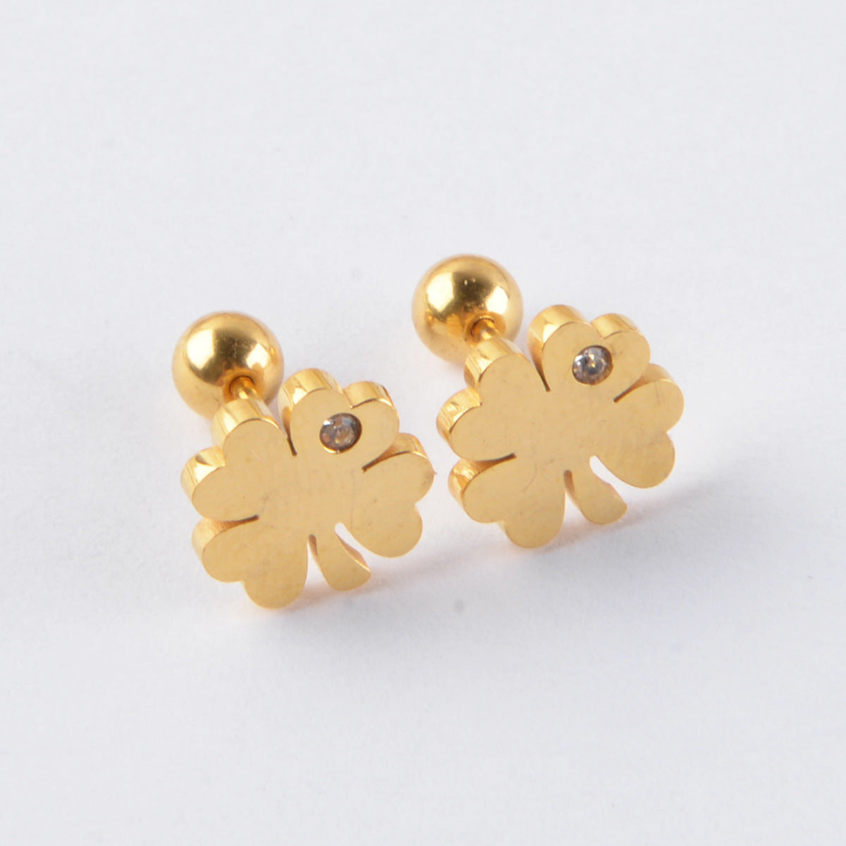 Wholesale  titanium steel diamond stud earrings