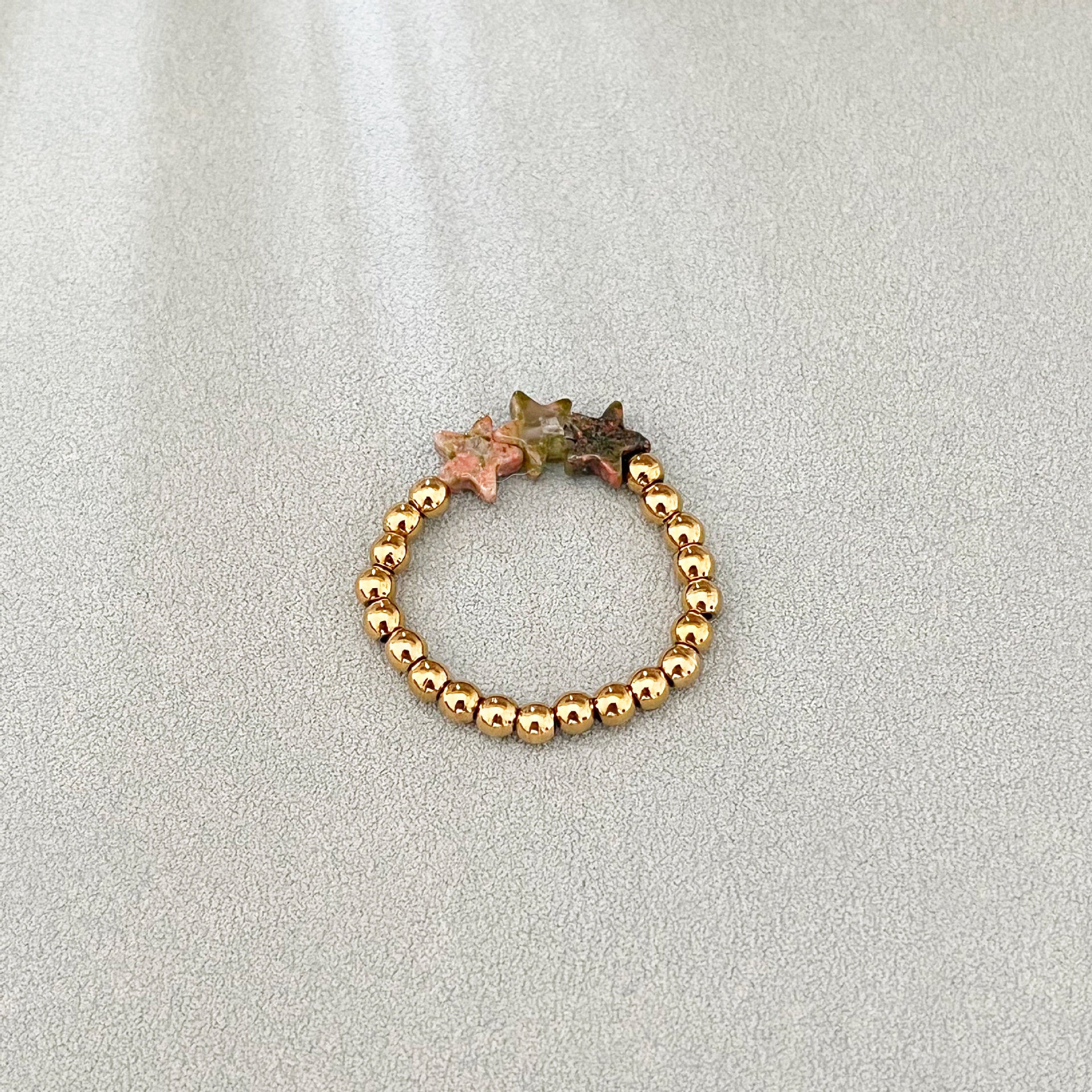 Wholesale natural stone pentagon elastic ring