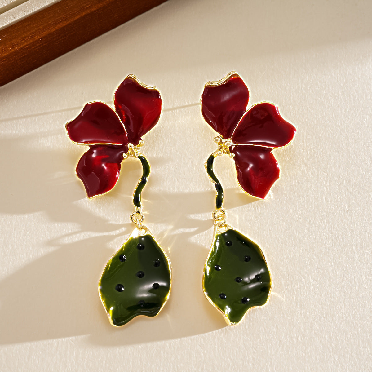 Wholesale Trendy Flower Enamel Earrings - Alloy Silver Post,  Red Green Colors,  Fashion Jewelry Accessory