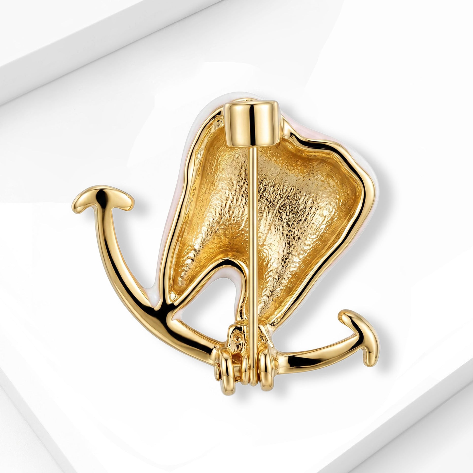 Wholesale Trendy Alloy Enamel Tooth Brooch Pin For Women Coat Suit Shirt Collar Jewelry Accessory