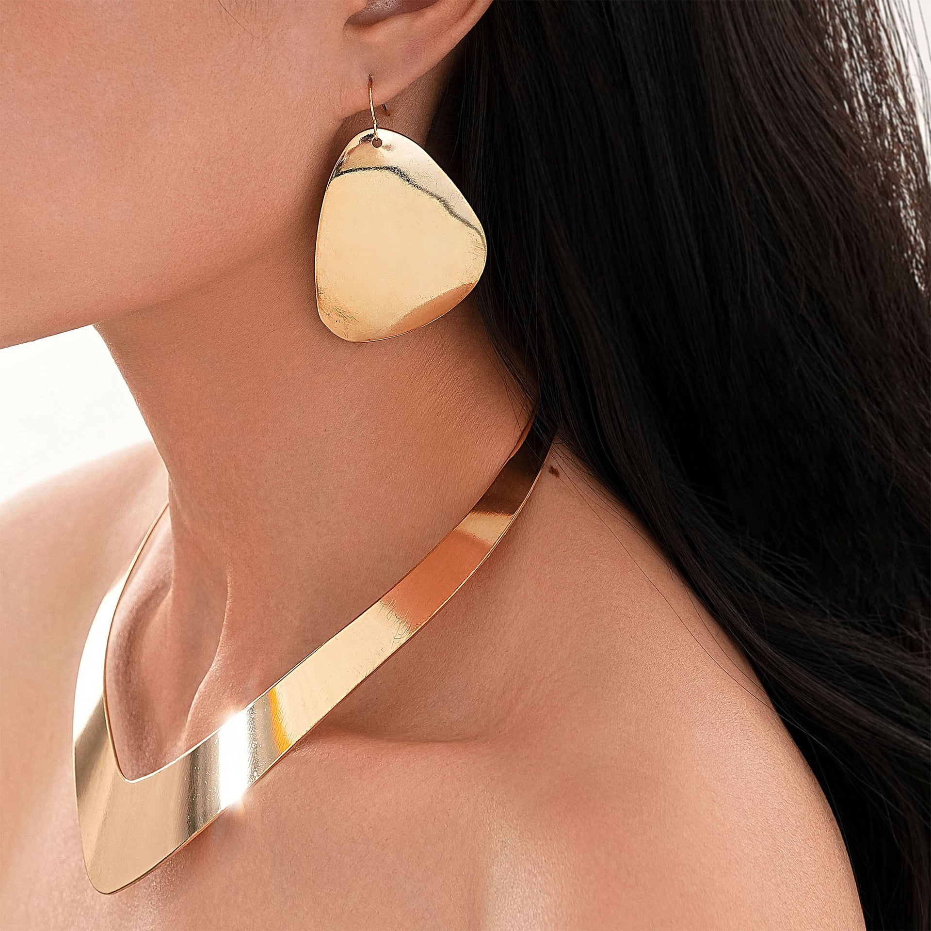 Wholesale jewelry sets multi-layered necklaces, bracelets and earrings