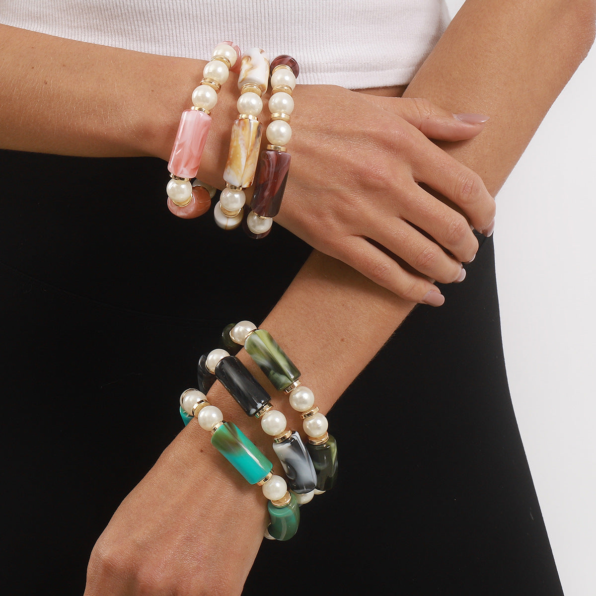 Wholesale  Colorful Resin Elastic Bracelet for Women Smudged Resin Retro Imitation Pearl Bracelet Jewelry