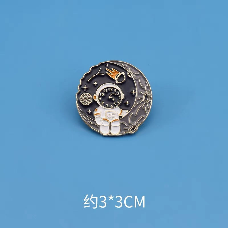 Wholesale 10pcs Space Planet Astronaut Metal Badge
