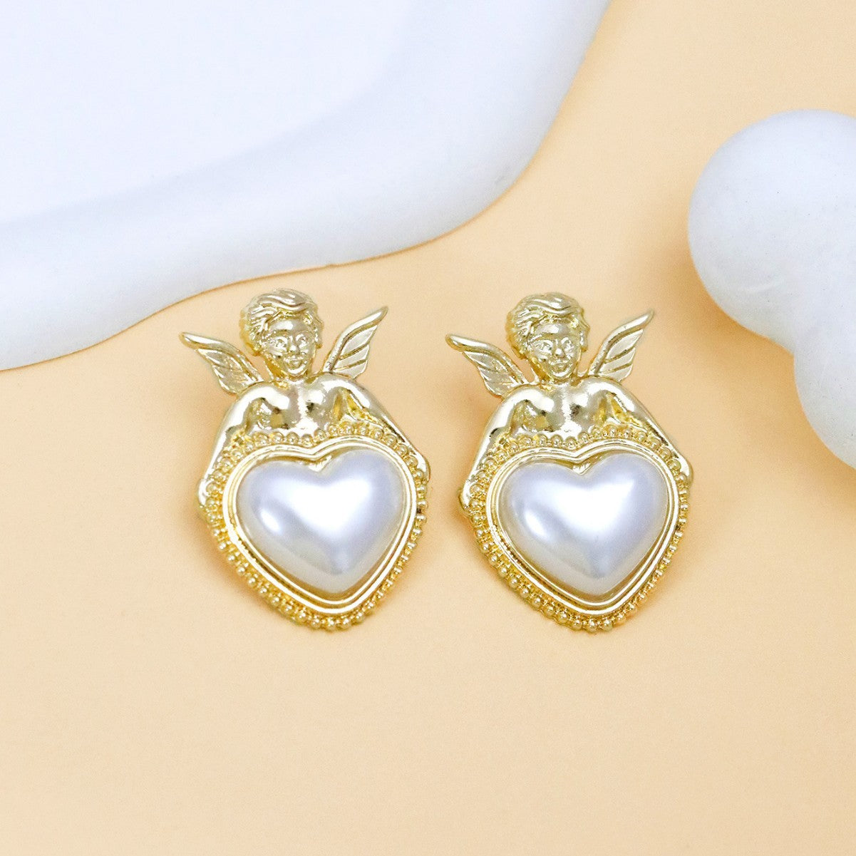 Wholesale Valentine's Day Vintage Angel Pearl Heart Earrings
