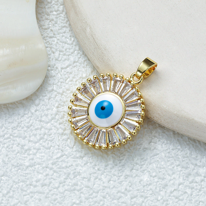 Wholesale Gold Plated Copper Eye Pendant Necklace with Zircon - Trendy Jewelry Accessory for Women