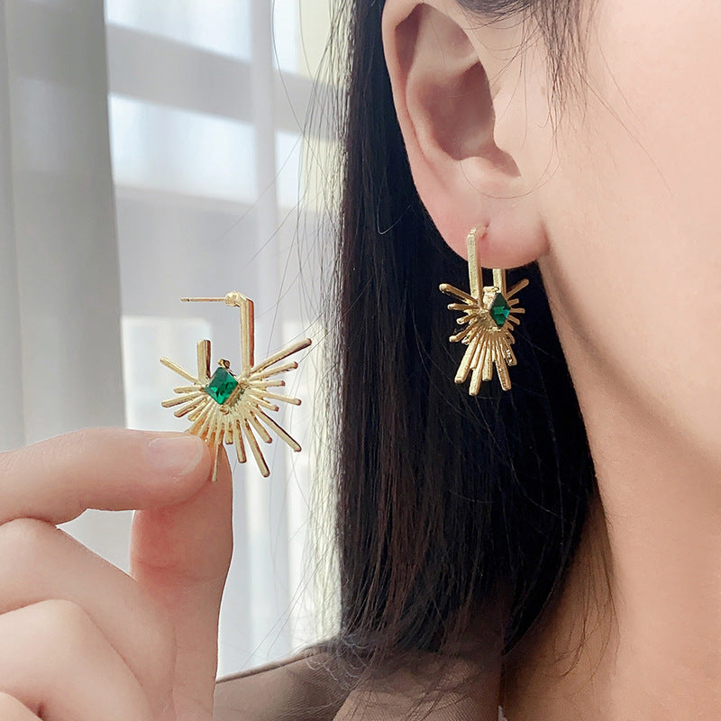 Wholesale Stylish Alloy Sun Earrings,  European American Design,  Hollow Out Inlaid,  Fashion Jewelry Accessory for Women
