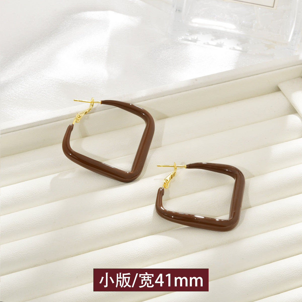 Wholesale  Red Hoop Earrings Luxury Earrings