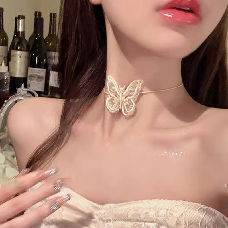 Wholesale Three-Dimensional Butterfly Necklace