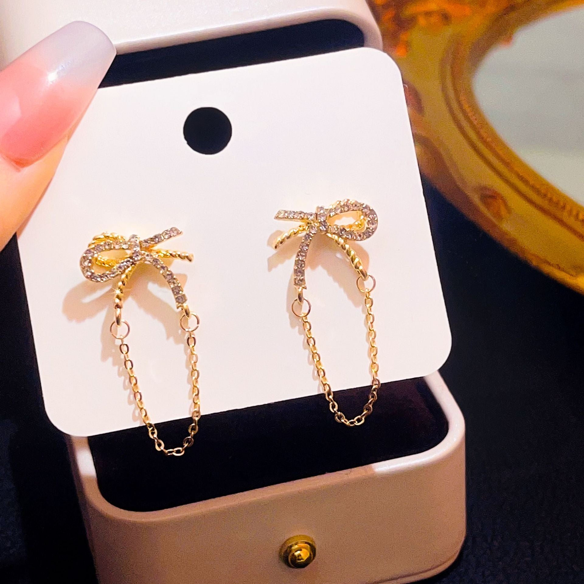 Wholesale Bow Diamond Moonstone Pearl Pendant Light Luxury Elegant Earrings