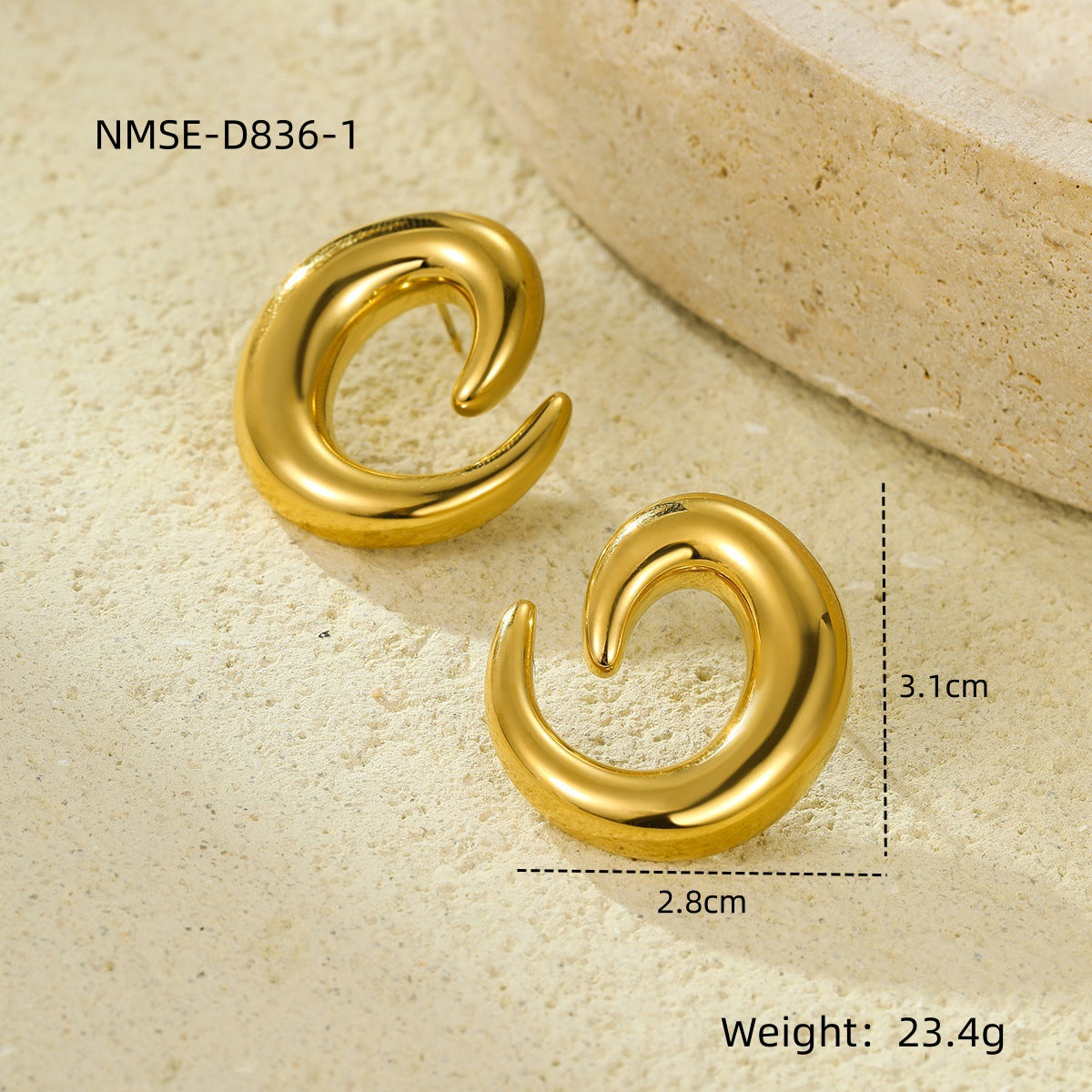 Wholesale  stainless steel retro  hollow 18K gold earrings jewelry