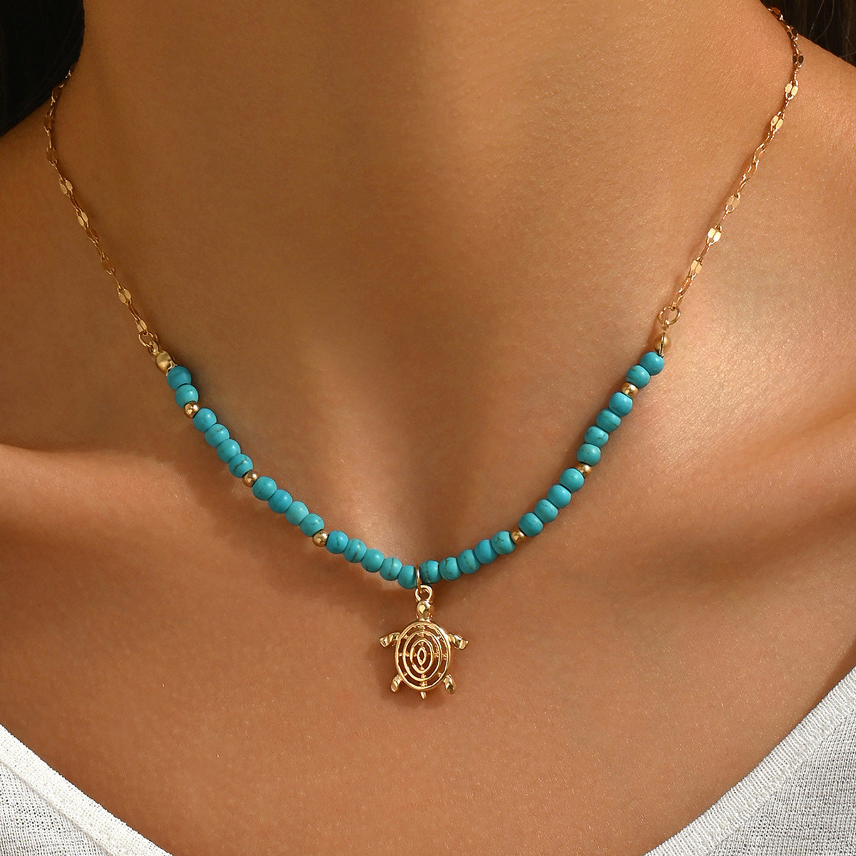 Wholesale Retro Beach Style Turtle Pendant  Turquoise Beaded Necklace