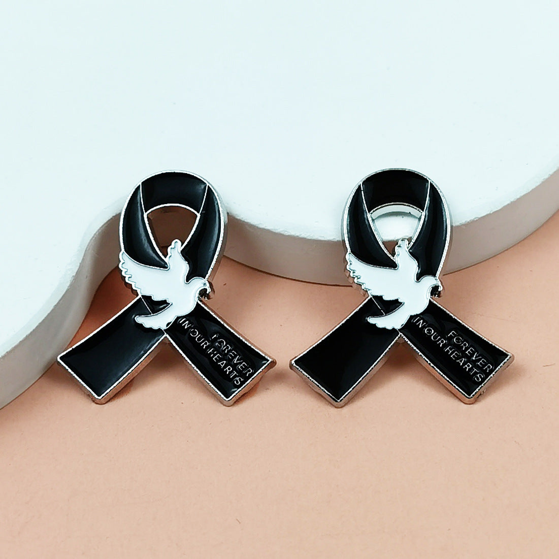 Wholesale Black Ribbon Shaped Brooch