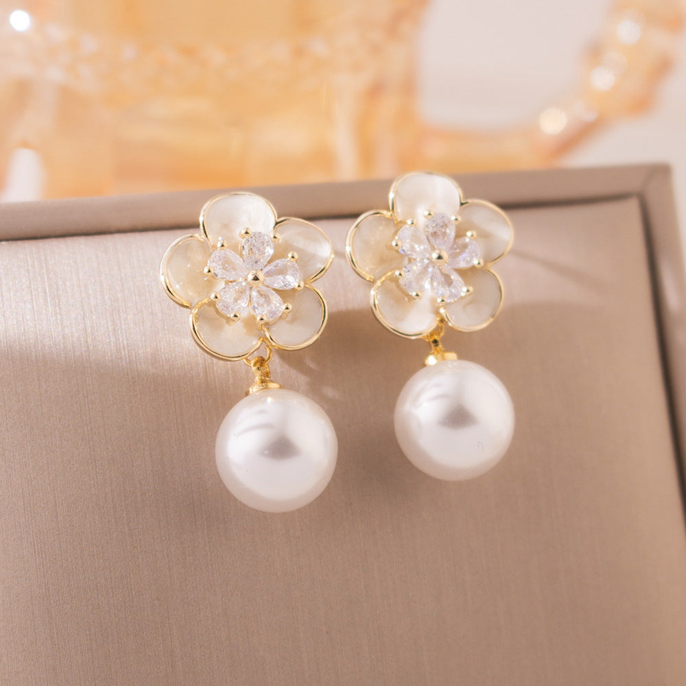 Wholesale Electroplated zircon camellia pearl earrings