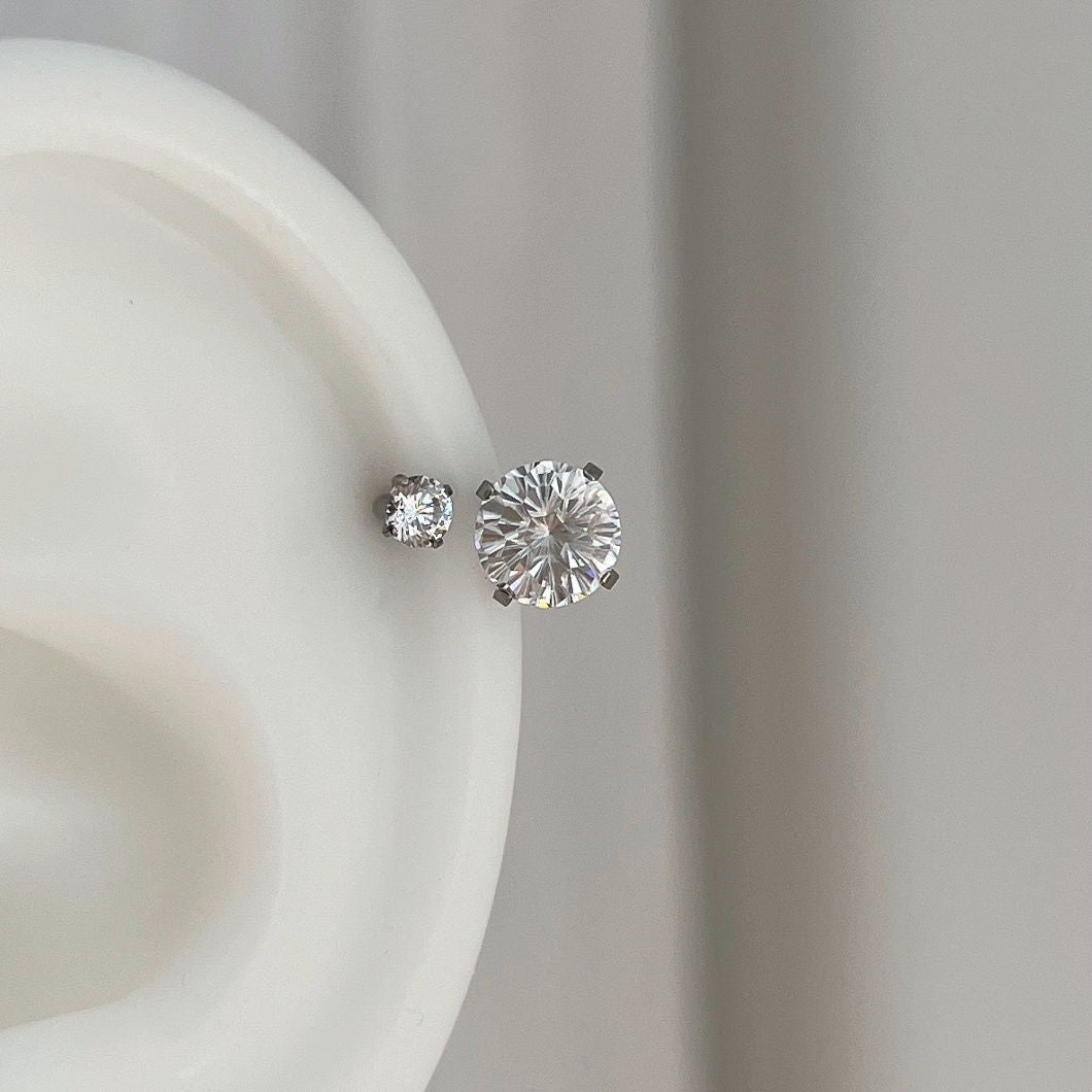 Wholesale Titanium Fireworks Zircon Horseshoe Ear Bone Earrings