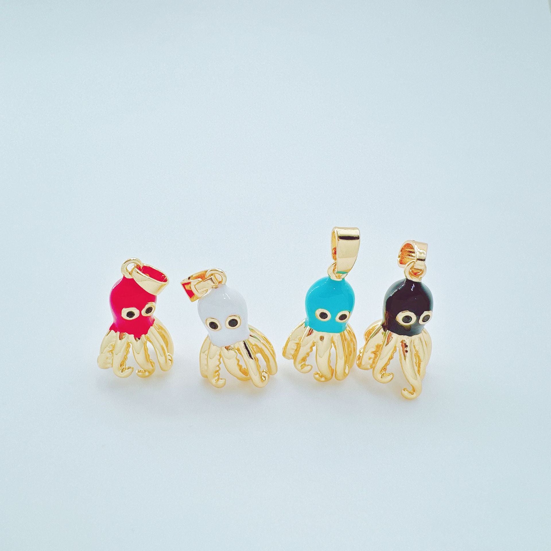 Wholesale Fashion Ocean Series Pendant Gold Plated Copper Jewelry Accessory