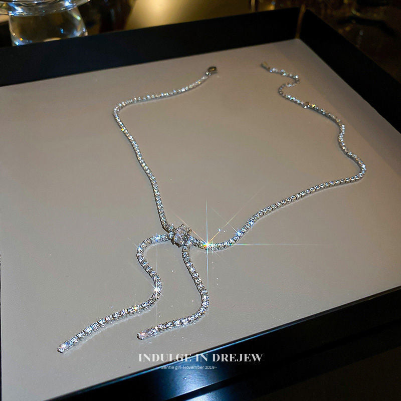 Wholesale  Ultra-shiny Crystal Butterfly Tie Clavicle Choker Versatile  Necklace