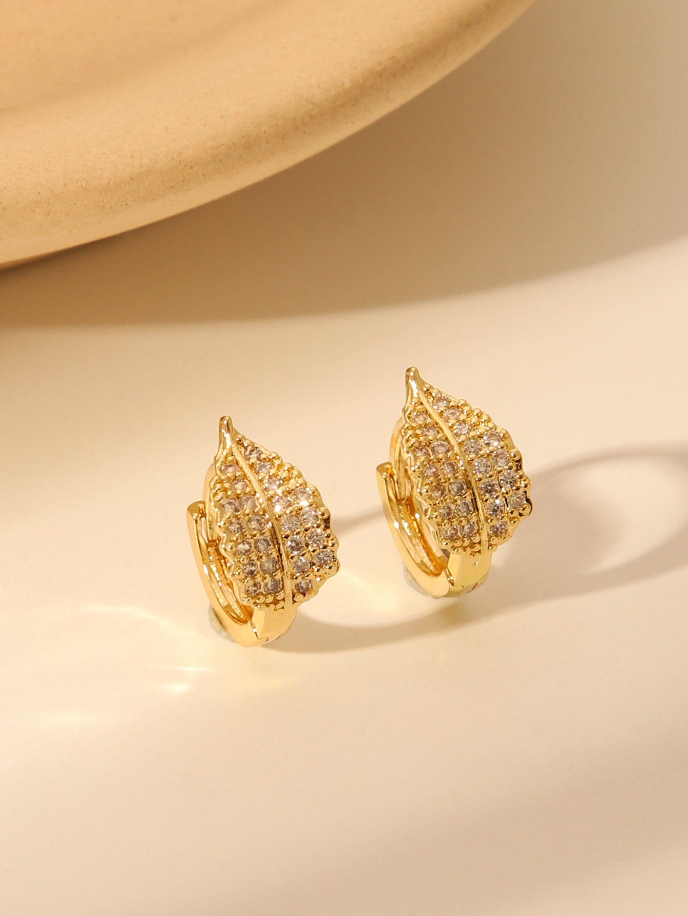 Wholesale Stainless steel gold-plated heart-shaped zircon earrings