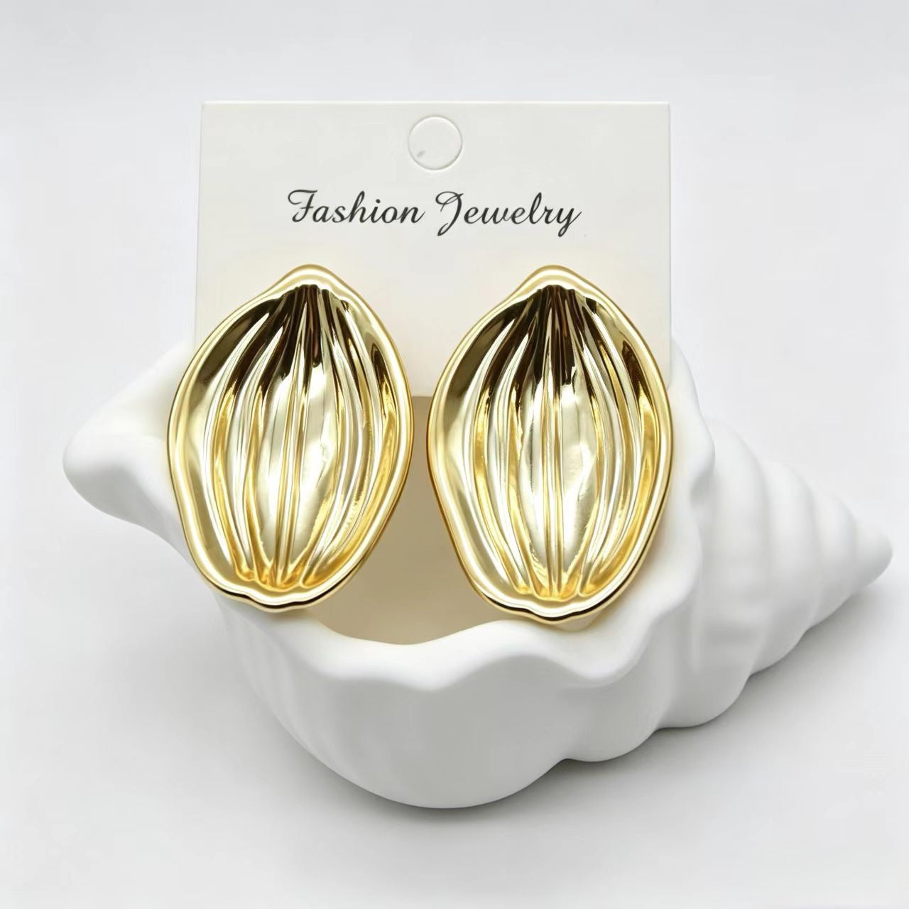 Wholesale Electroplated Acrylic Geometric Earrings Fashion Jewelry Accessory for Resale