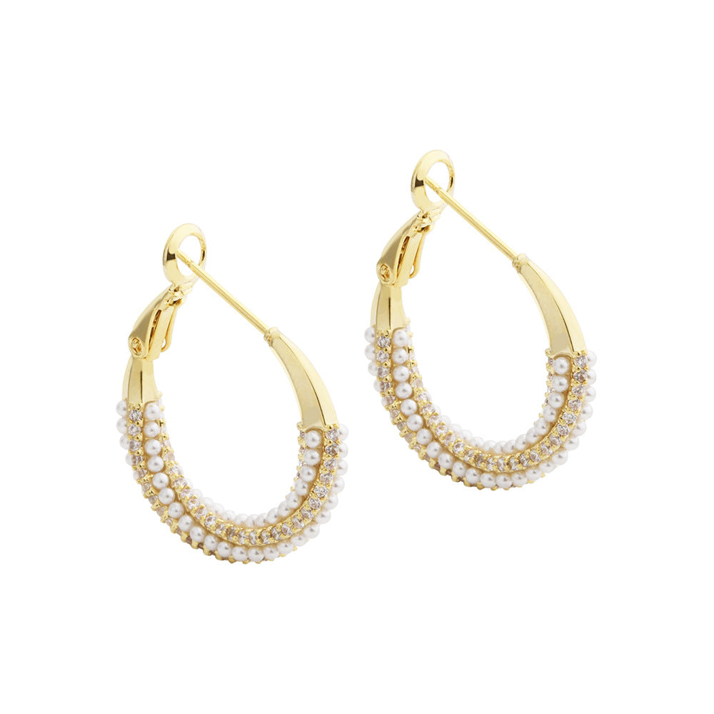 Wholesale Pearl inlaid with diamond twisted circular hoop earrings