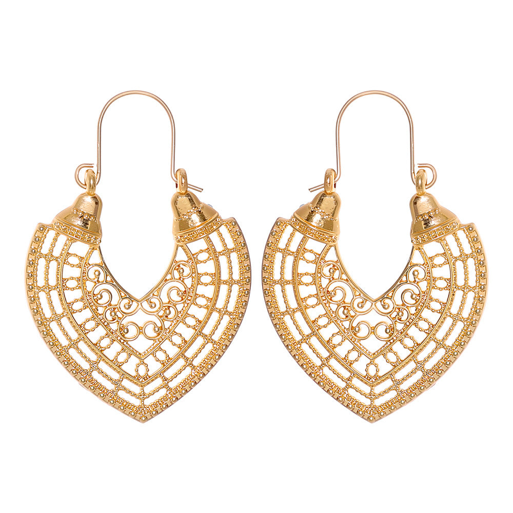 Wholesale Bohemian Retro Metal Hollow Heart Earrings Fashion Accessory Gift for Women