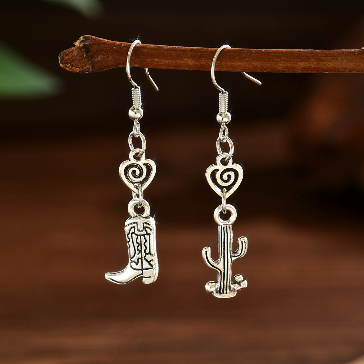 Wholesale Punk Cowboy Long Earrings Antique Silver Star Swirl Alloy Jewelry Fashion Accessory Party Wear Boutique
