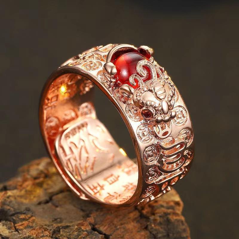 Wholesale Gold Plated Pixiu Ring Vintage Design Unisex Fashion Accessory