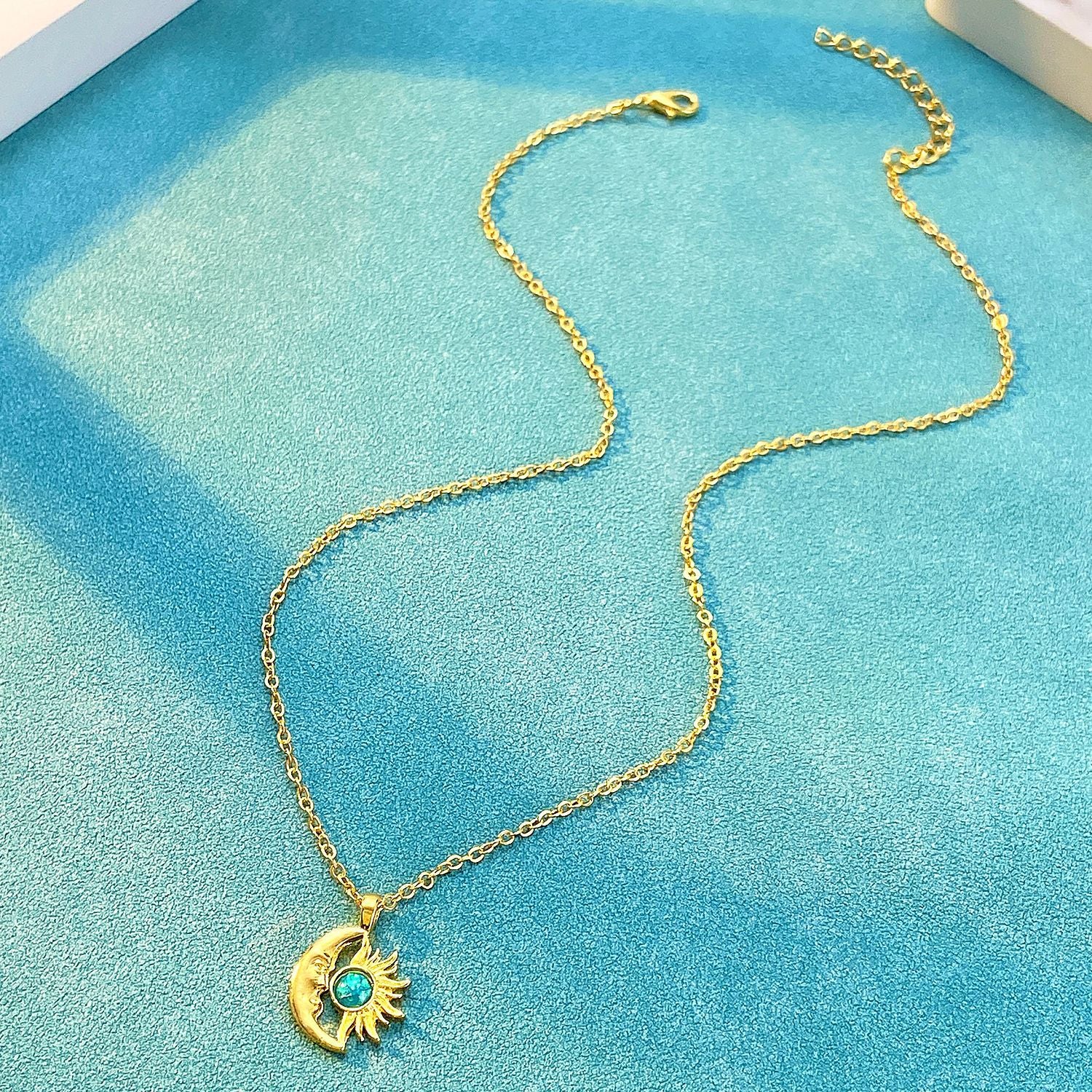 Wholesale Opal Sun Moon Necklace ACC-NE-QW006