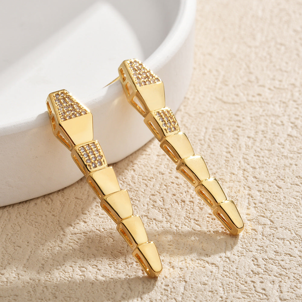 Wholesale Light luxury snake-shaped earrings