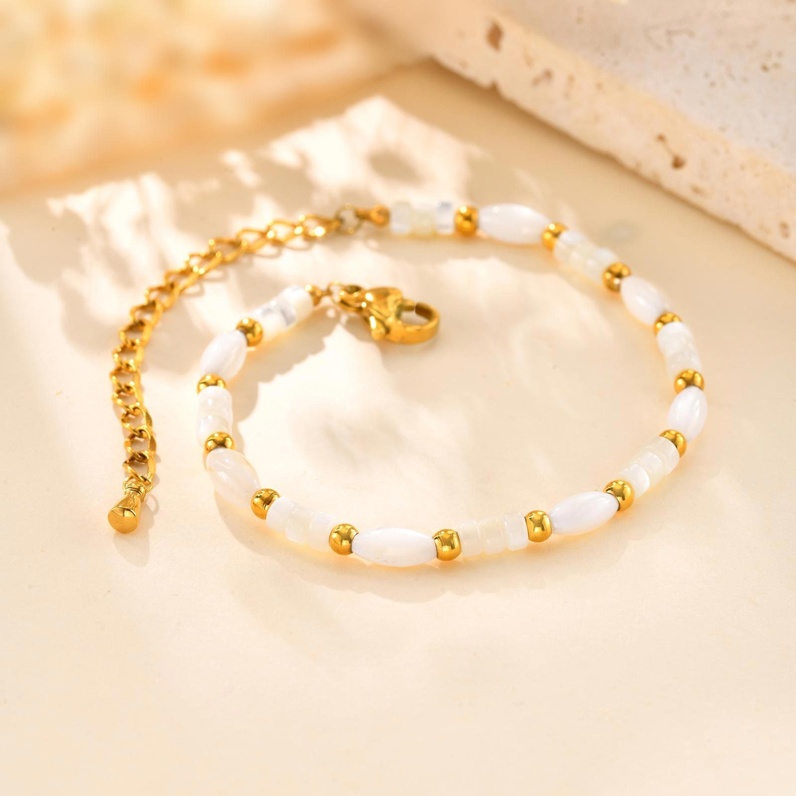 Wholesale Modern White Shell Bead Bracelet Stainless Steel Gold Tone Jewelry Accessory Gift For Everyday Wear