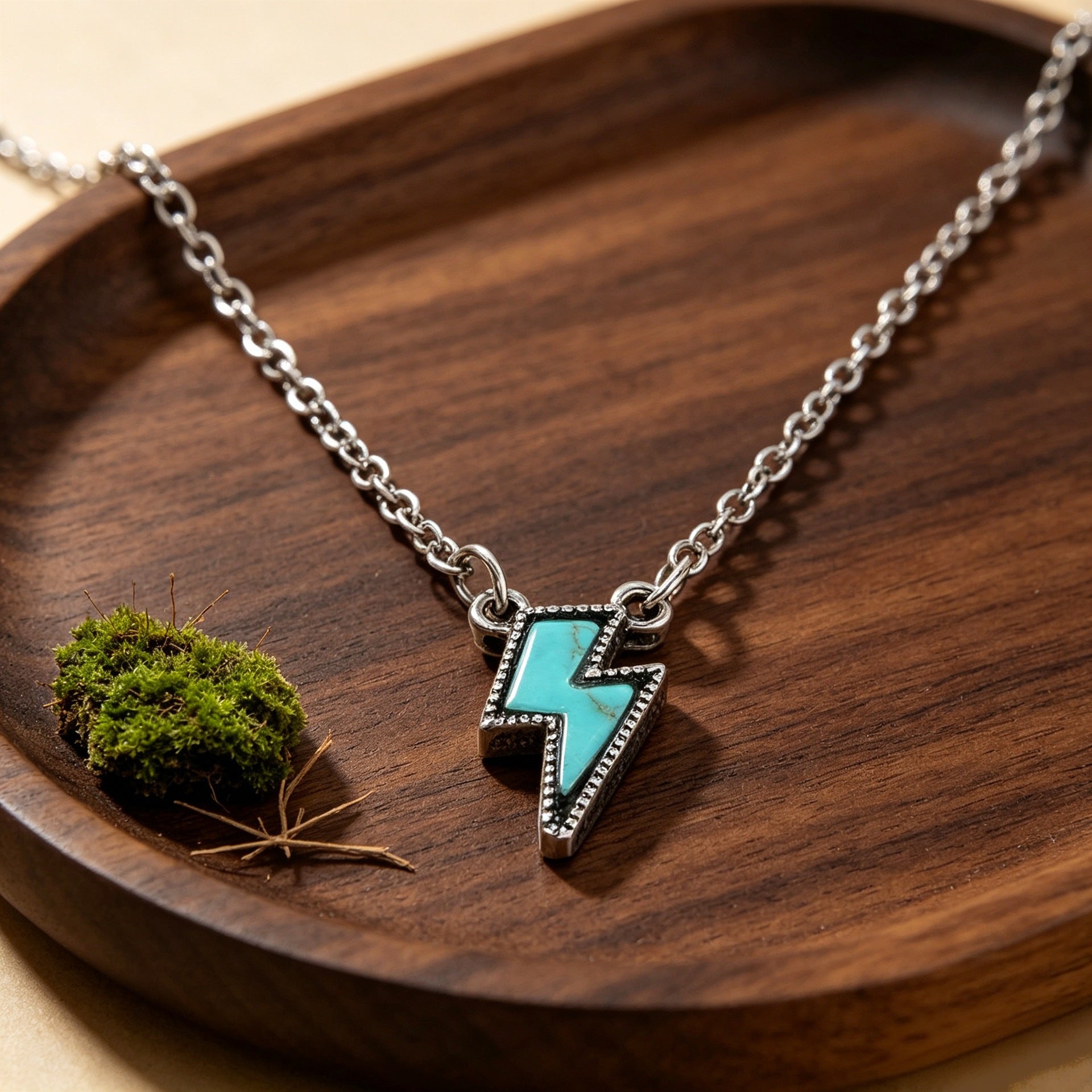 Wholesale Boho Distressed Turquoise Pendant Necklace Geometric Lightning Design Fashion Accessory Gift For Boutique Resale