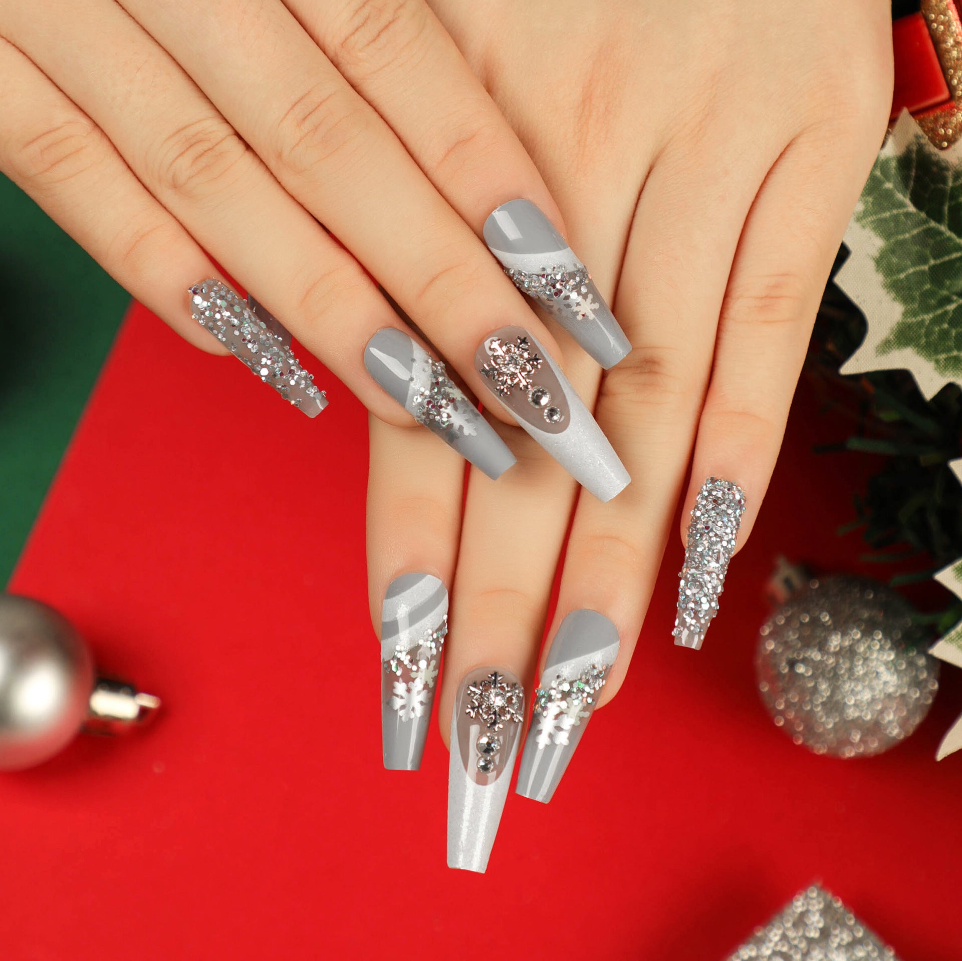 Wholesale 24 Pieces/box Christmas Candy Press-on Nails Kits Nail Stickers ACC-NS-LeFan028