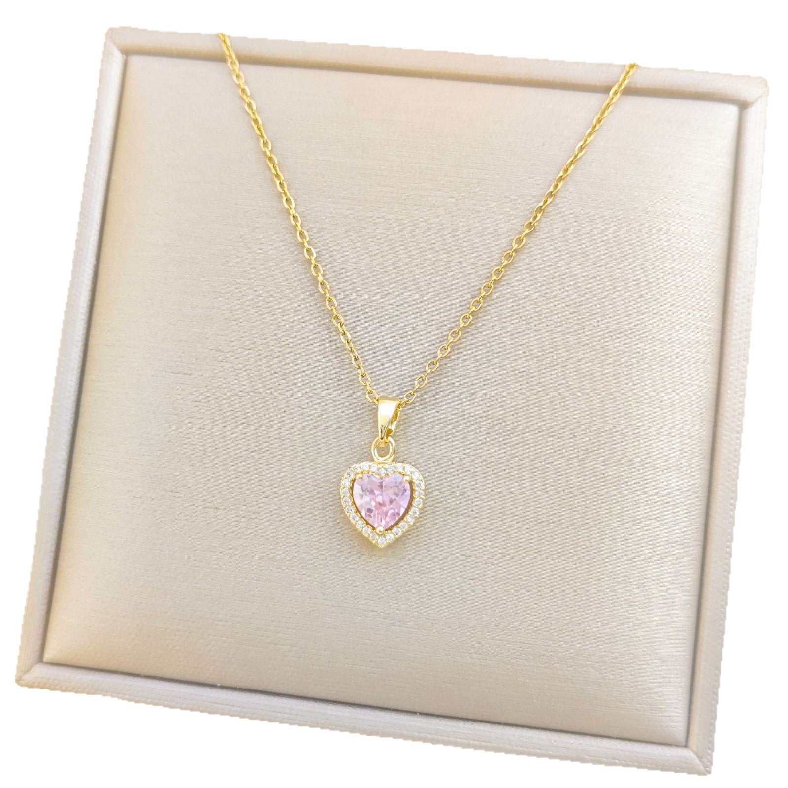 Wholesale Gold Plated Titanium Steel Love Necklace with Zircon Pendant Fashion Accessory