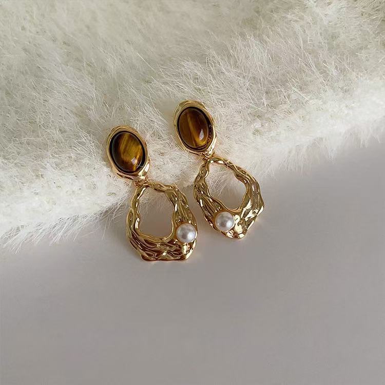 Wholesale Luxury Irregular Earrings