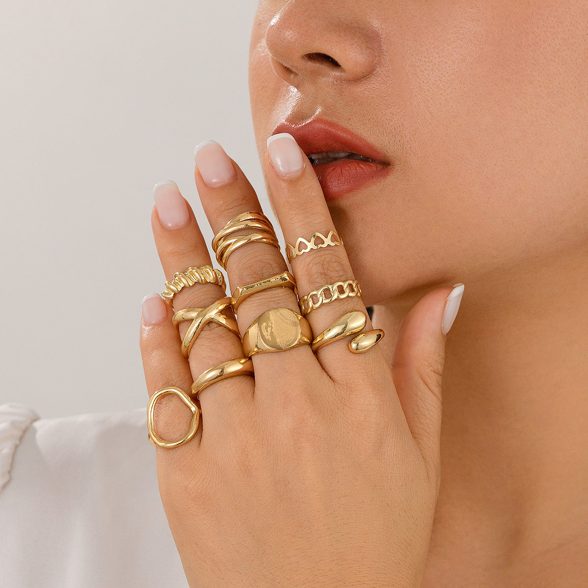 Wholesale  Twist Hollow Cross Chain Ring
