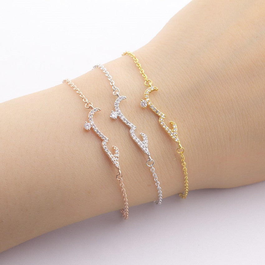 Wholesale Gold Electroplated Copper Love Declaration Bangle with Zircon,  Trendy Women' s Jewelry Accessory,  Gift for Boutique Resale