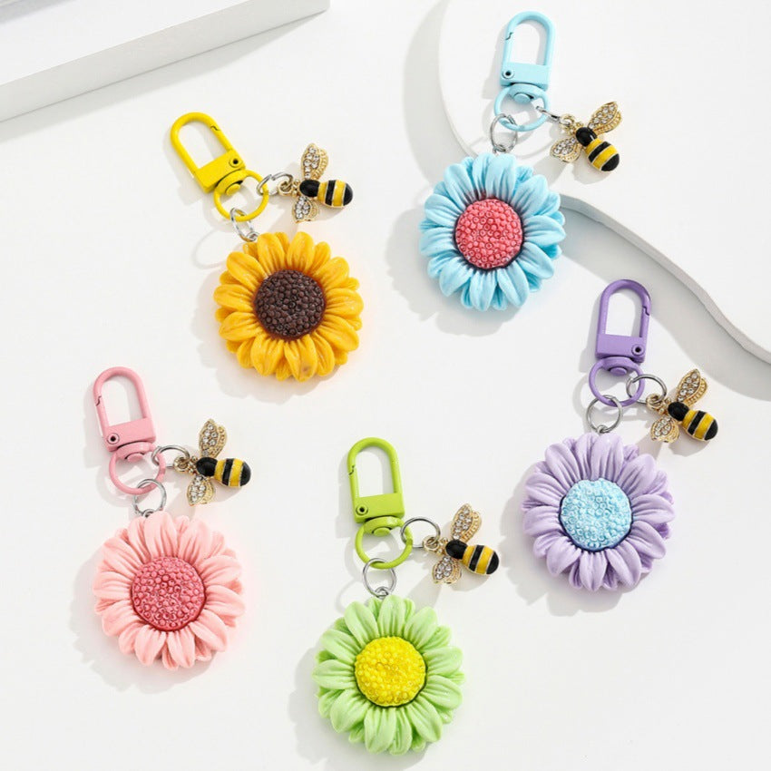 Wholesale Stylish Resin Sunflower Keychain,  Cute Phone Accessory for Everyday Use