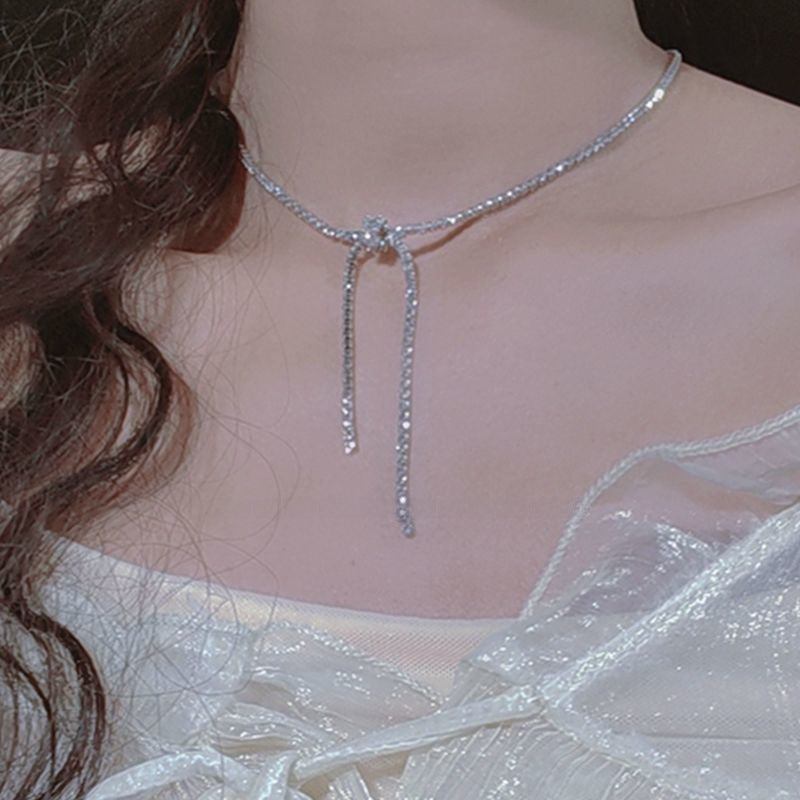 Wholesale  Ultra-shiny Crystal Butterfly Tie Clavicle Choker Versatile  Necklace