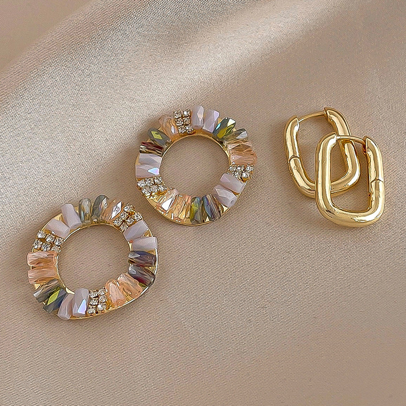 Wholesale Retro inlaid rhinestone zircon circle earring