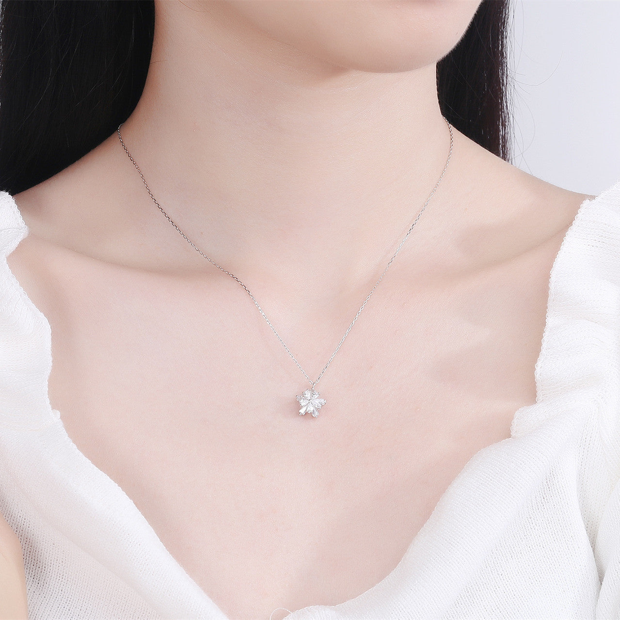 Wholesale s925 sterling silver  snowflake necklace