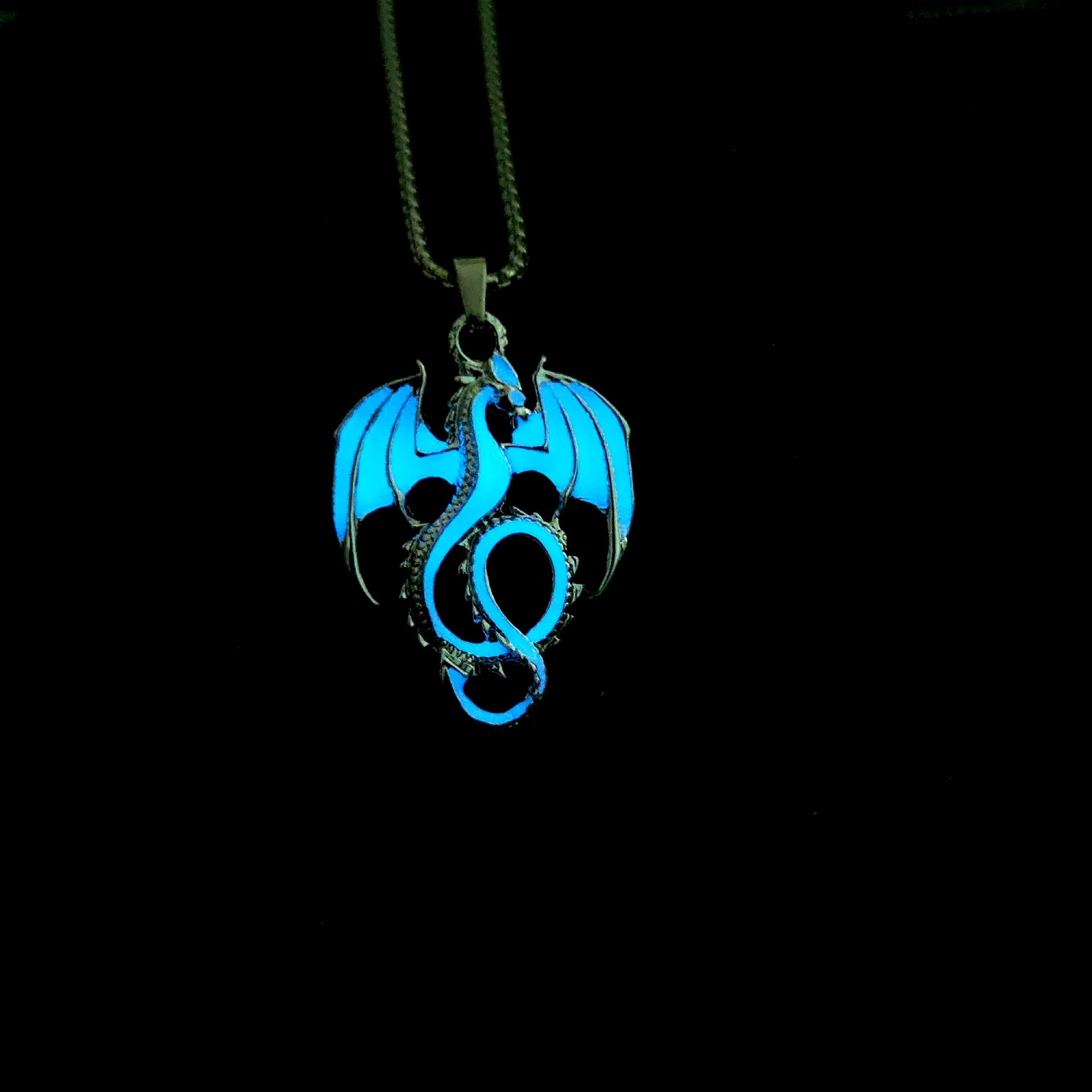 Wholesale  Luminous Pterosaur Pendant Necklace